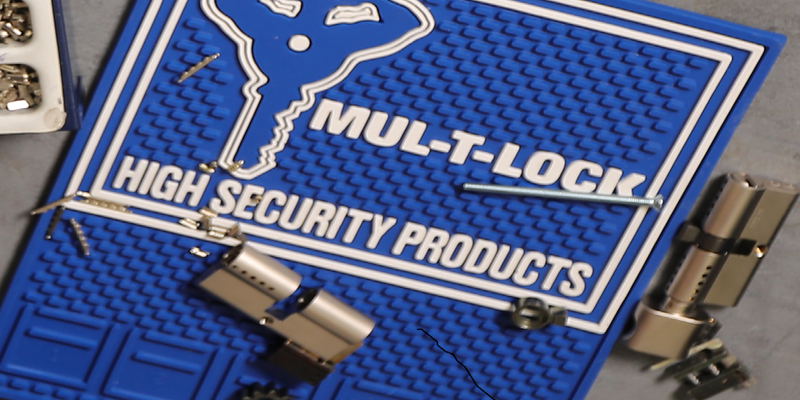 אמינות ובטחון ייצור מערכות מאסטר ואחידים